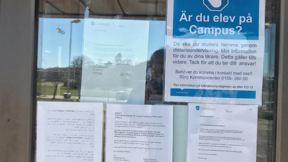 Campus Oxelösund har sedan tidigare låst sin huvudentré och tar bara in elever när de ska ha lektioner eller göra praktiska moment.