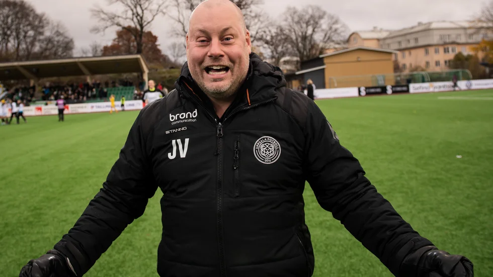 Jonas Valfridsson och Uppsala Fotboll får äntligen spela match igen och åker för att möta Kif Örebro borta i en träningsmatch.