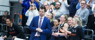 Coachen om debuten: ”En match som passade henne”