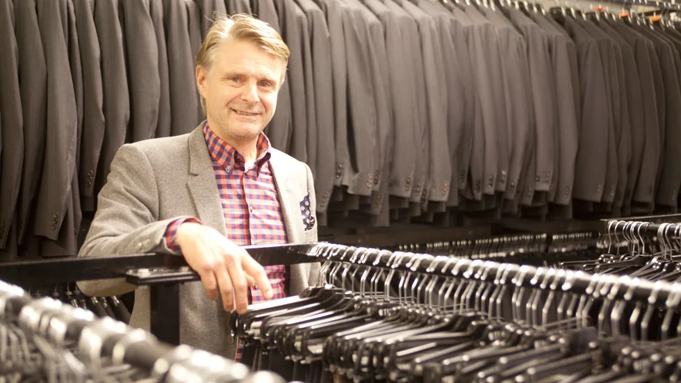 Richard Eriksson, vd för Vingåkers Factory Outlet är bekymrad över den ekonomiska krisen. "Men vi satsar på att överleva och komma igen", säger han. 