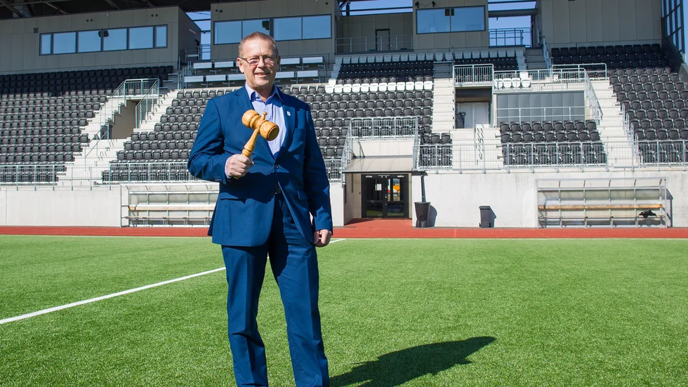 Nils-Ingvar Graan (KD), fullmäktiges ordförande.