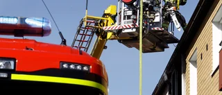 Polisen utreder brand i flerfamiljshus