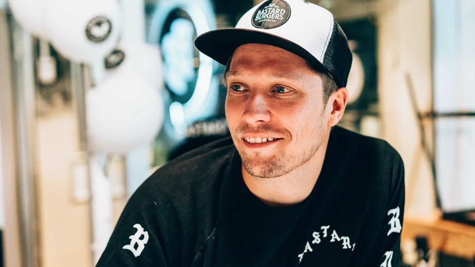 Simon Wanler, vd för Bastard Burgers, fick idén för att utöka restaurangen när han besökte Skellefteå under en dag och såg många kunder vända i dörren på grund av att lokalen var fullsatt.
