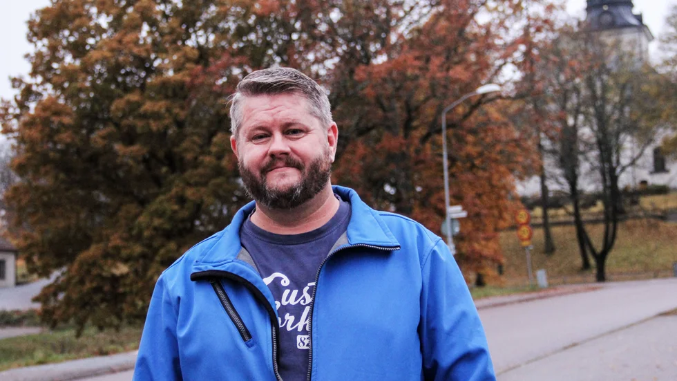 "Vi har inte tagit någon diskussion med något parti. Vi får helt enkelt se vilka partier vi samarbetar med", säger Mattias Widén (SD).