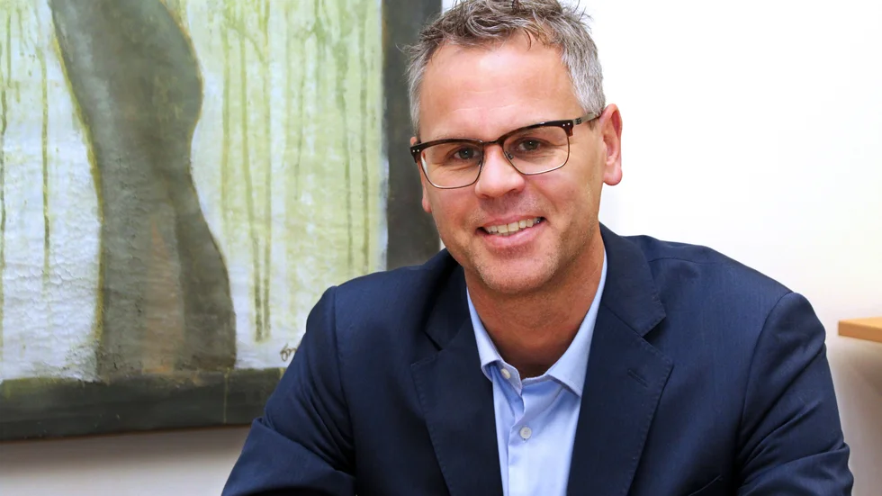 Bildningschef Johan Wernström är glad över att situationen med arbetsbrist kunnat lösas utan uppsägningar.