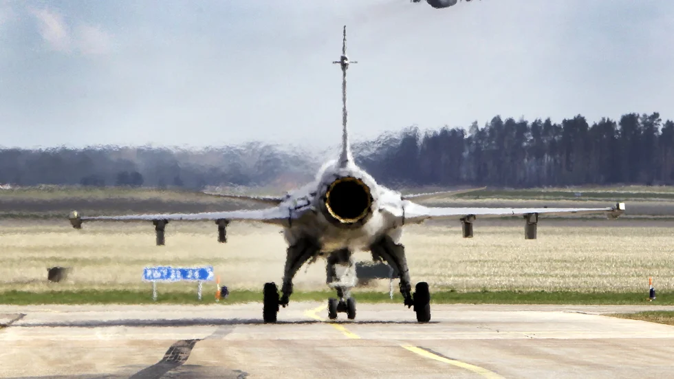 Regeringen har krävt att Försvarsmakten tar fram en handlingsplan för vad som ska ske med de platser som förorenats med pfas, bland annat Ärna. Nu stämmer Region Uppsala Försvarsmakten för föroreningarna.