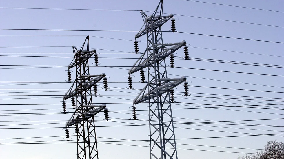 Väger man samman alla olika perspektiv så bedömer Vattenfall Eldistribution att en luftledning är den lösning som ger mest nytta för dragningen mellan Hedenlunda och Oxelösund, skriver Mats Engstedt, Vattenfall Eldistribution.