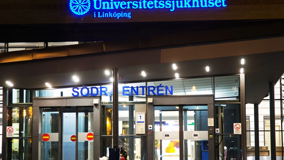 Insändarskribenten är kritisk mot beskrivningen av sjukvården som vilket företag som helst.