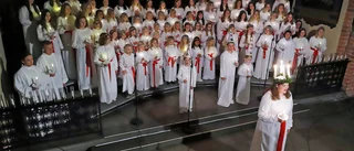 Vackert lussande i överfull domkyrka