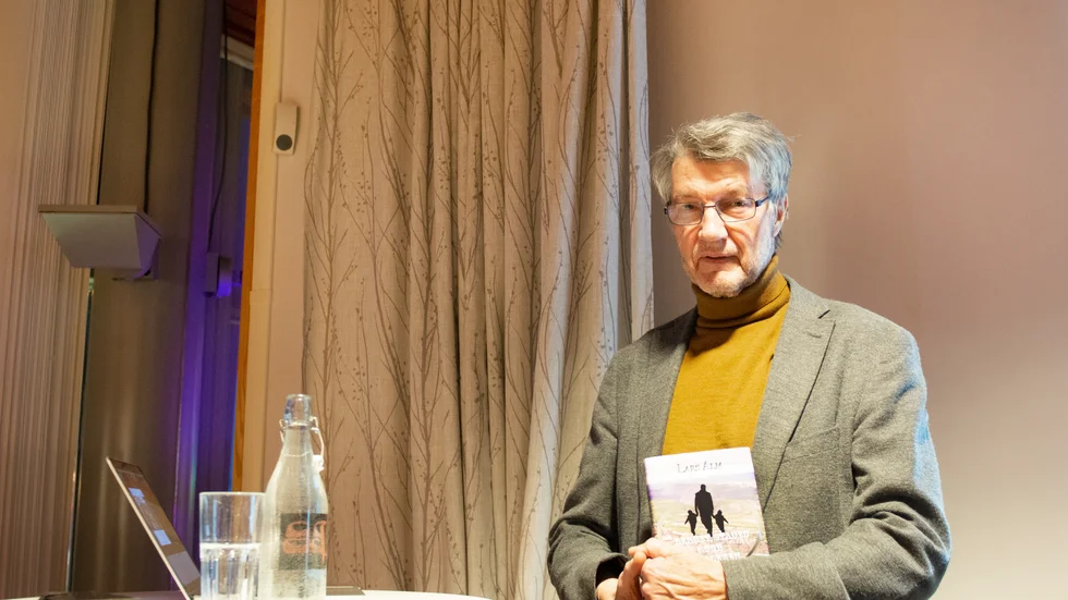 Kirunaförfattaren Lars Alm har skrivit "Berget, staden och kärleken".