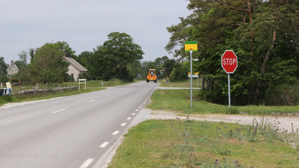 Förra fredagen klipptes vägkanterna längs de statliga vägarna i Vamlingbo.