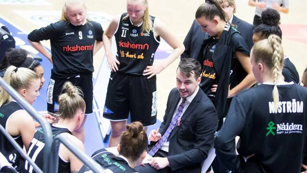 Robin Sandberg räknar med att två nya spelare blir klara för Luleå Basket den här veckan.
