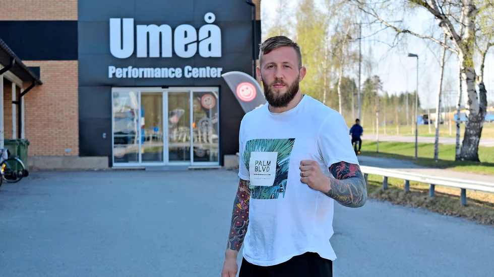 Andreas ”Real Steel” Ståhls tidigare motståndare, Gilbert Burns, är nu rankad högst i världen och går match om VM-titeln.