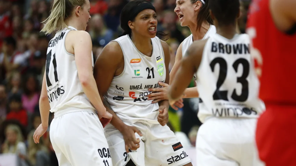 Kommande säsong kommer inget lag åka ur högstaligan i basket på dam-och herrsidan. Arkivbild.