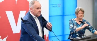 V inte nöjt med finansministerns svar