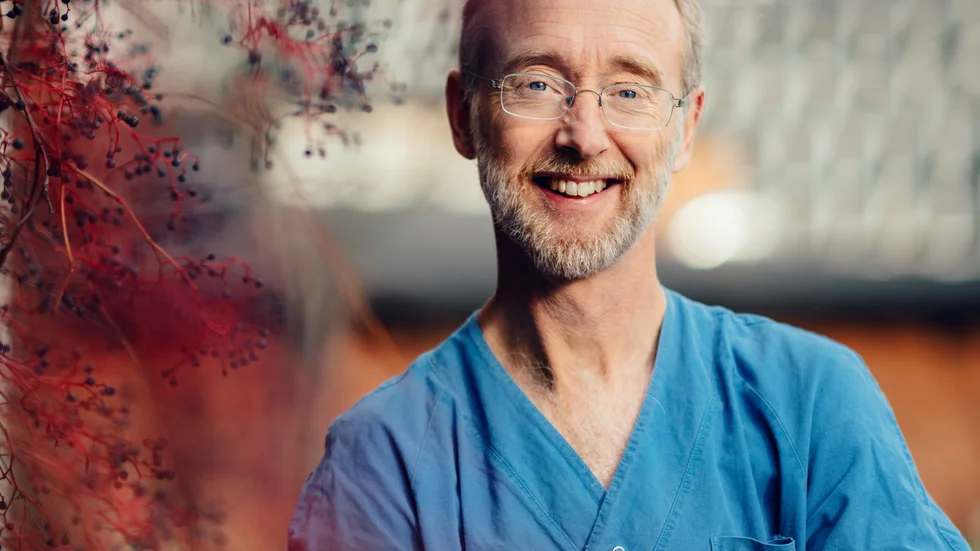 Jonas|F Ludvigsson, professor vid institutionen för medicinsk epidemiologi och biostatistik på Karolinska institutet och överläkare vid barnkliniken på Universitetssjukhuset Örebro. Pressbild.