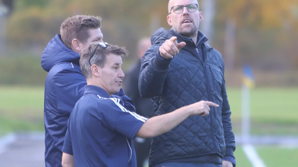 Värmbols lagledning med Daniel Grönvall (skymd), Rickard Lönn och Tobias Sander tillsammans med Alexander Juhlin (saknas).