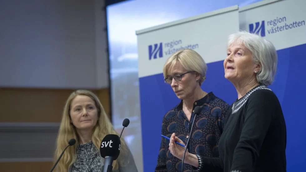 ”Vi kanske inte är först i Sverige men vi förväntar oss en omikromspridning här också ”, säger Gunilla Persson, tillförordnad smittskyddsläkare, som här står till vänster.