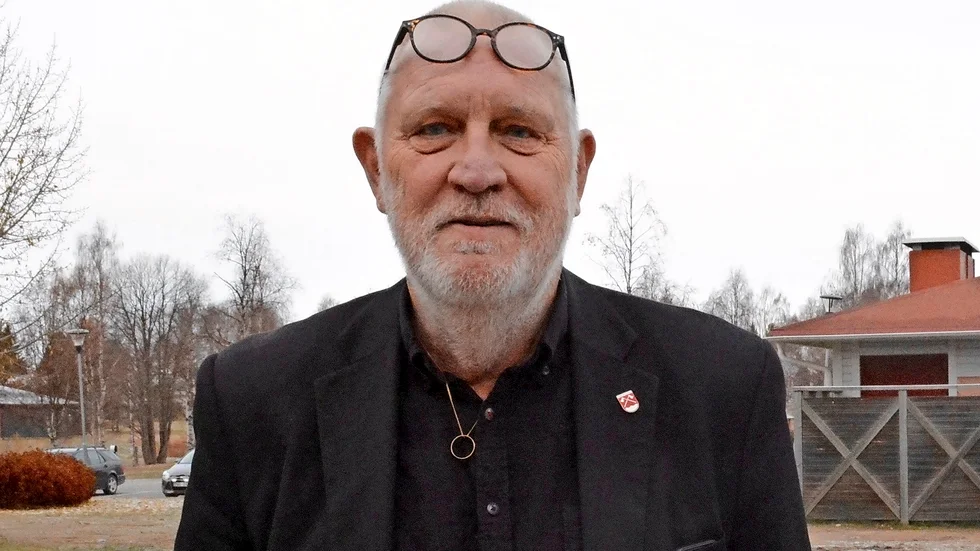 Lennart Gustavsson (V) beklagar att S väljer att avbryta samarbetet.