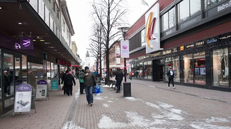 På Nygatan i centrala Skellefteå bryts trafikreglerna många gånger dagligen enligt signaturen Medborgare.