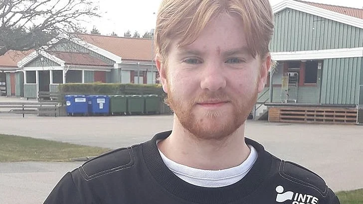 Målvakten Kasper Pettersson fortsätter i WIBK i två säsonger till.