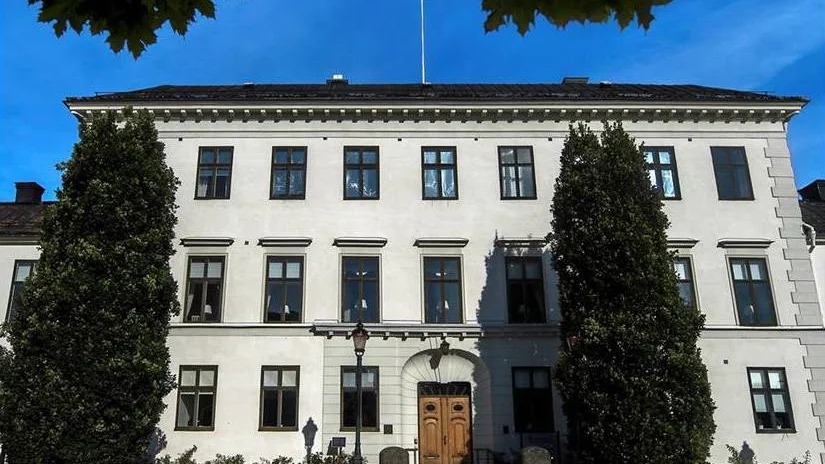 Länsstyrelsen har sommaren på sig att leva upp till kraven från Arbetsmiljöverket. Annar hotar vite på 100 000 kronor. 