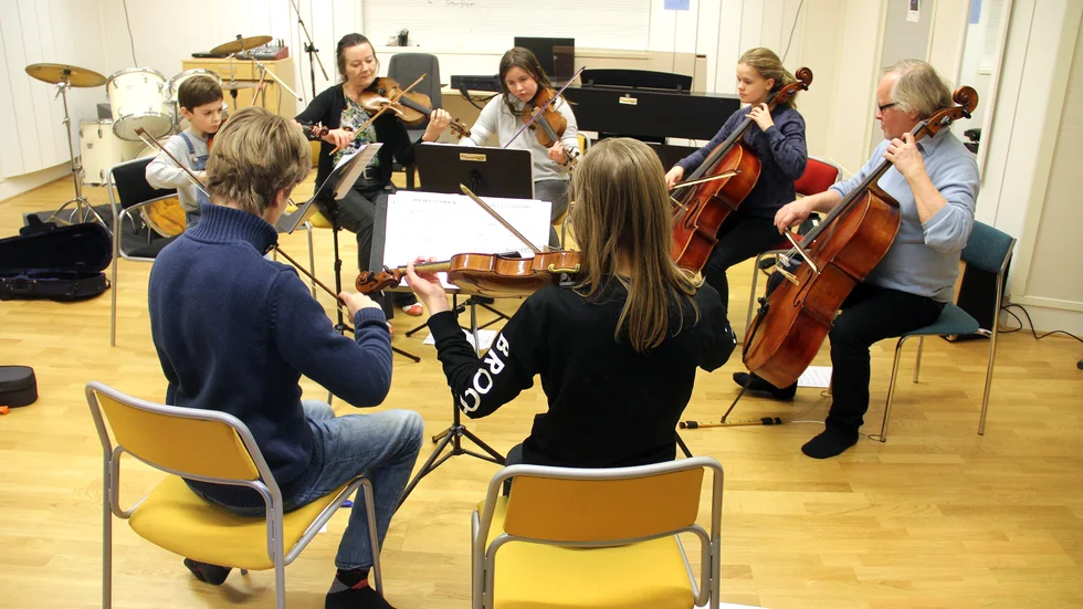 Kulturskolan i Ödeshög blickar framåt för att locka fler elever. Bilden är från en annan ort.