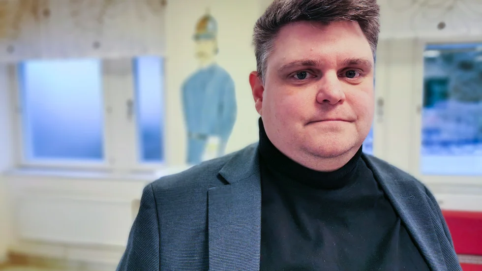 Åklagare Fredrik Beijar bekräftar att det just nu pågår en utredning om en man i en idrottsförening som misstänks för sexbrott mot barn.