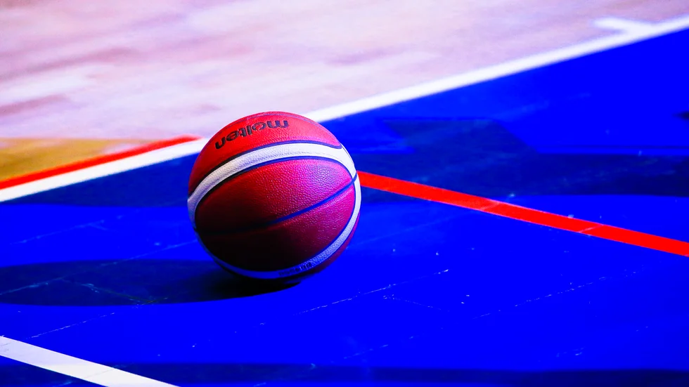 Det blev vinst i första hemmamatchen för EBBK-damerna i basket.