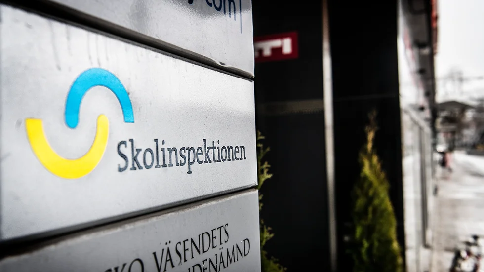 Skolinspektionen förelägger en grundskola i Sigtuna kommun. 