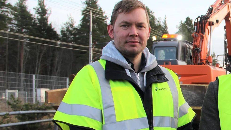 "Vi ber om ursäkt till alla som har drabbats av förseningarna, vi hoppas de är nöjda idag och att allt är återtställt", säger Jonas Axenskär.