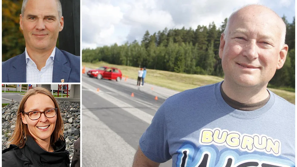 Minerna är kanske inte fullt lika muntra nu i den pågående tvisten mellan Johan Grape och Strängnäs kommun, i bild kommundirektör Lars Ekström och mark- och exploateringschef Katrina Lepschi Zettervall.