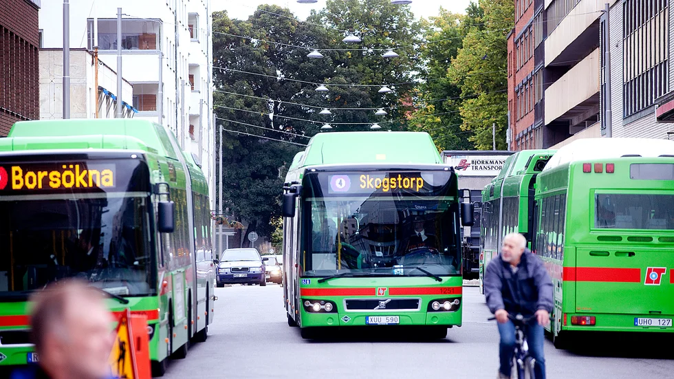 På måndag höjs biljettpriserna för att åka buss 
med Sörmlandstrafiken och dagen innan öppnar Drottninggatan åter för busstrafik.