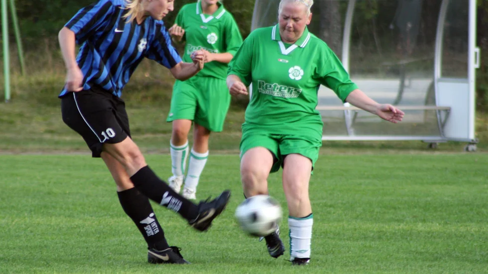 Rosenfors IK har haft ett damlag i seriespel under hela 2010-talet.