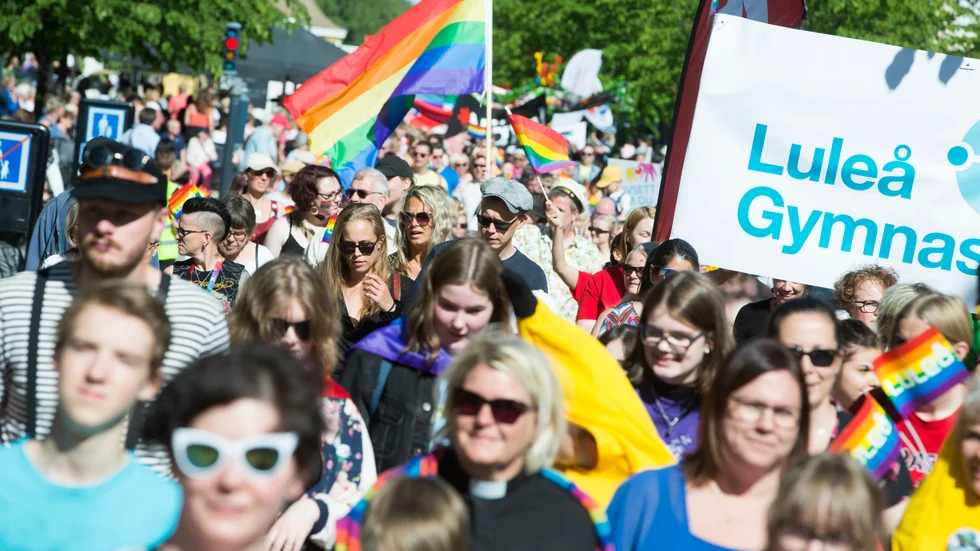 Luleå Pride är en årlig folkfest. Nu ska kommunen satsa nio miljoner på en ny strategi. Tanken är att staden ska få fler evenemang och att befintliga evenemang ska bli ännu bättre.