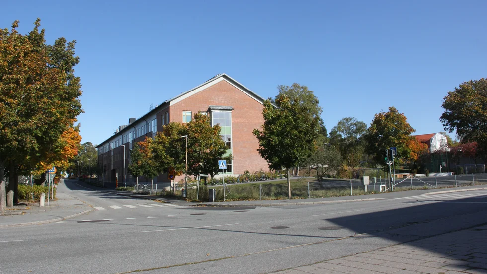 Särskolan ligger vid Centralskolan men skolorna tillhör två olika enheter som har egna lärare och lokaler.