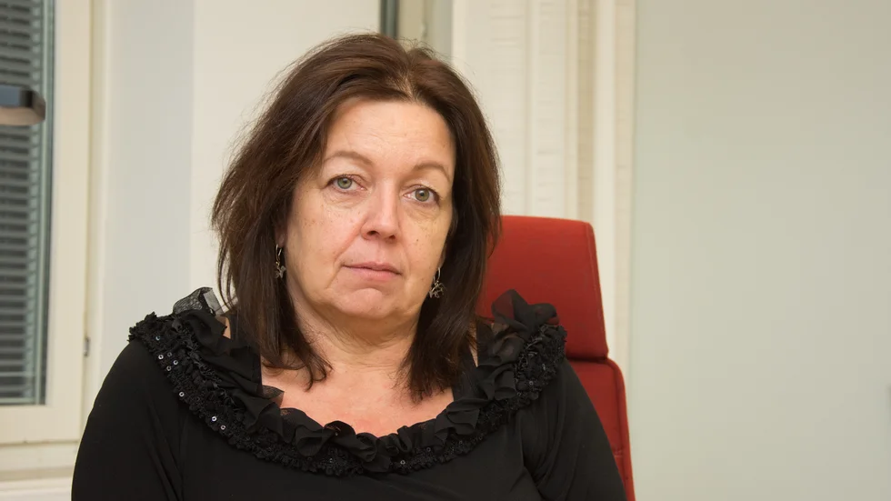 Modell av kopparkapsel för förvaring av utbränt kärnbränsle.