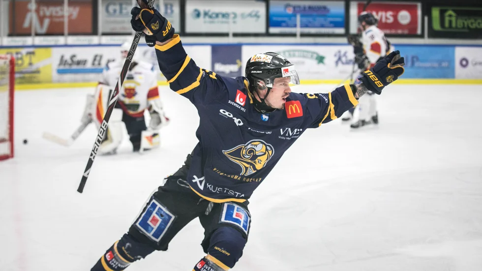 Christian Olsson blev tvåmålsskytt när Visby Roma sänkte Huddinge på söndagen med 4–1.