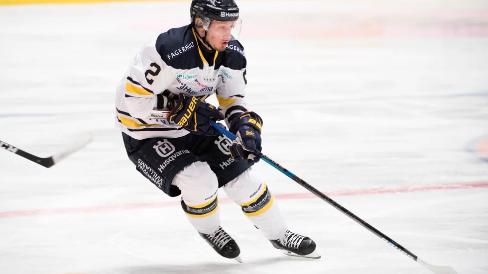 Kristofer Berglund, tidigare i HV71, har skrivit på för Brynäs. Arkivbild.