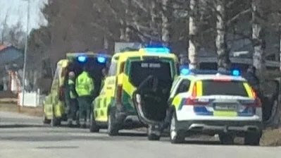 En person fick föras till sjukhus efter en smitningsolycka på Storgatan vid lunchtid på tisdagen.