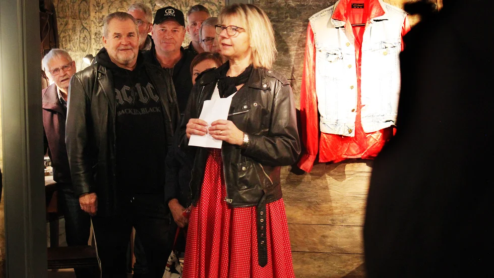 Gunilla "Pigga" Gustafsson, här vid invigningen av den populära utställningen "Raggare, knuttar och kanske några mods". 