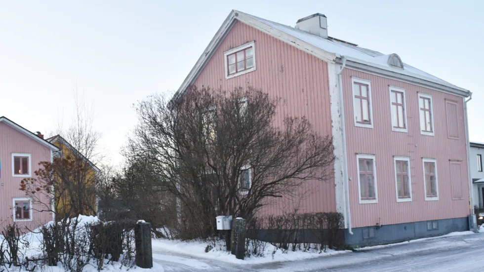 Huset fick bygglov på 1920-talet och var ritat av arkitekt Birger Dahlberg. 
