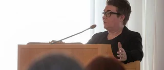 "Jag tycker ni ska väcka misstroende"