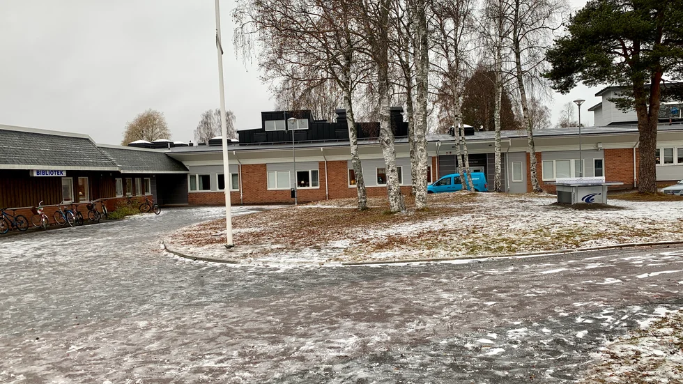 En sjundeklass vid Porsnässkolan i Norrfjärden får distansundervisning från och med tisdag denna vecka.