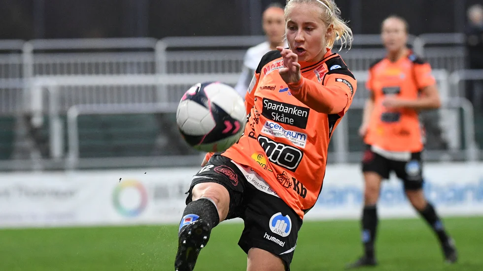 Kan damallsvenskan sparka i gång i slutet av juni? Det är i alla fall planen. Arkivbild.