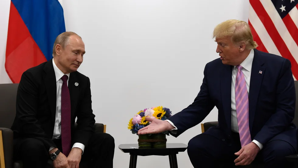 Rysslands president Vladimir Putin och hans amerikanska kollega Donald Trump har tidigare diskuterat framtiden för det så kallade Open skies-avtalet. Arkivbild.