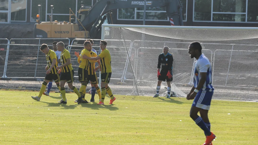 Gullringen vann med 4–0.