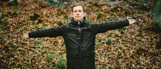 Erik Niva gästar Fotbollsfredag • Berättar om vännens svek – och den förbjudna övergången: "Då fick han veta ett och annat"