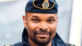 Svensk polis är inte orsaken till de samhällsproblem vi har, enligt Benjamin Prom.