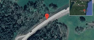 Lastbil står still på E22 - orsakar problem i trafiken